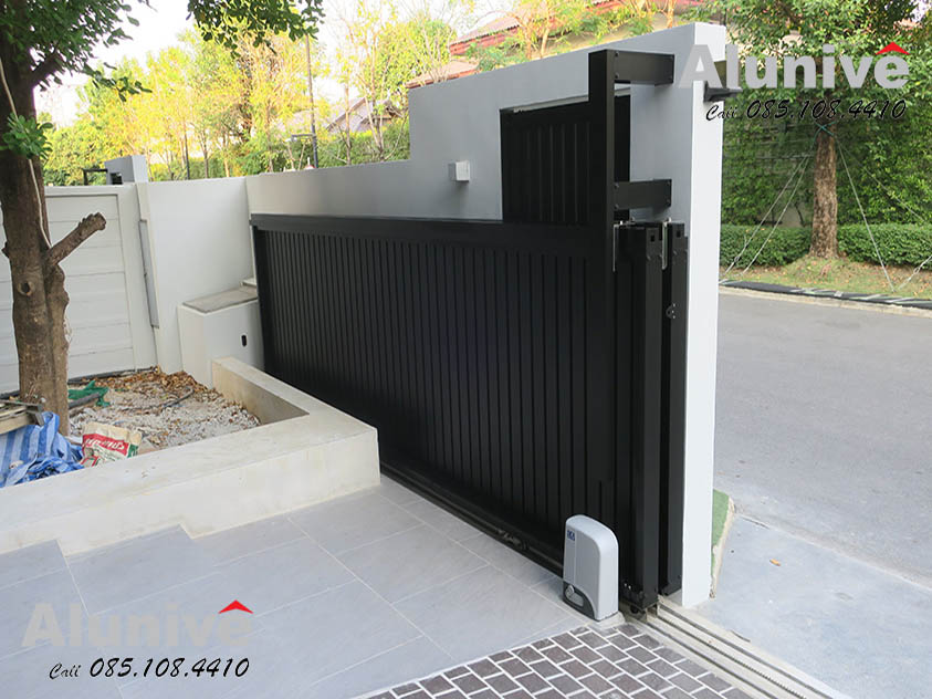 Sliding Gate Double Run Aluminum  @The Marq Pinklow-Sai2